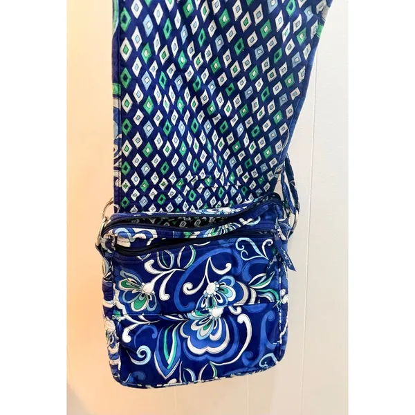 Vera Bradley Mediterranean Blue Messenger Crossbody Purse Bag - Image 5