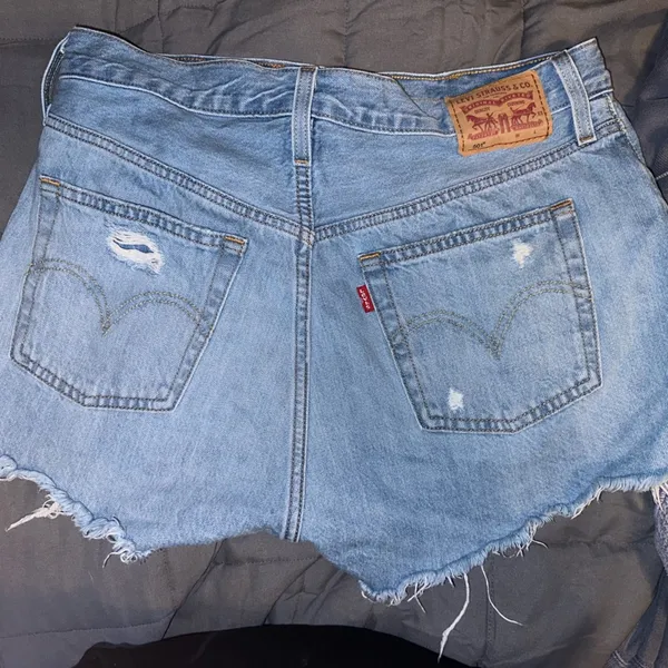 Levis 501 Shorts! - Image 3