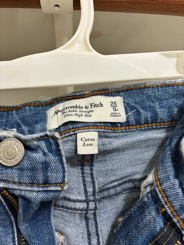 Abercrombie and Fitch Curve Love Ankle Straight Ultra High Rise Jean - Image 3