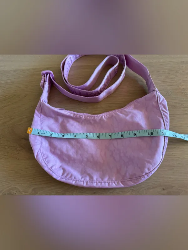 BAGGU small Nylon Crescent Bag Peony - Image 8