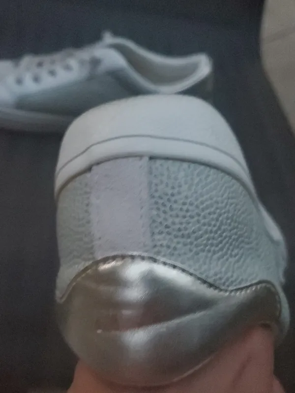 Vintage Havana White Star Detail Low-Top Women's Sneaker Size 7 - Image 5