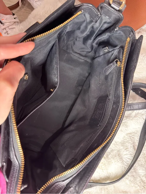 Coach Swagger Carryall Black Pebbled Leather - Image 10