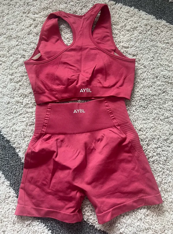 AYBL Balance V2 matching workout set Medium - Image 2