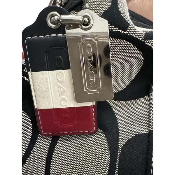Coach Hamptons Weekend Signature Stripe Shoulder Bag - Image 9