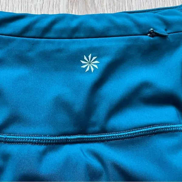 ATHLETA MOMENTUM SKORT In COASTAL TEAL Size Small Ruffle Tennis Pickleball Skirt - Image 10