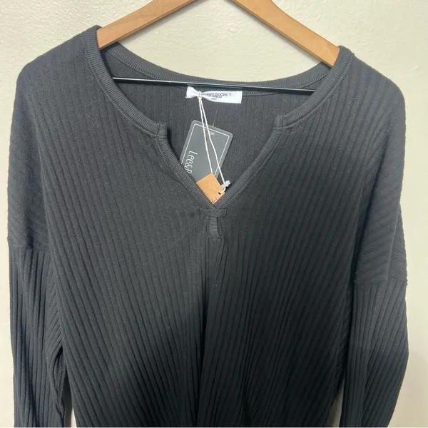 Project Social T NWT Getaway Notch Neck Sweater Ribbed Pullover Black Size Small - Image 4