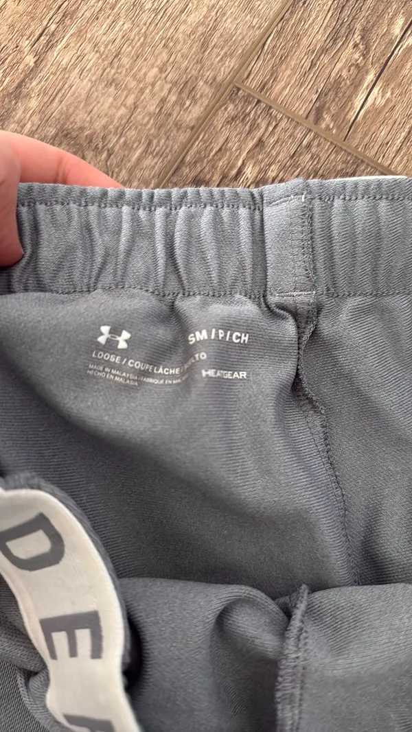 Women’s Under Armour Shorts Athletic Small HeatGear - Image 2