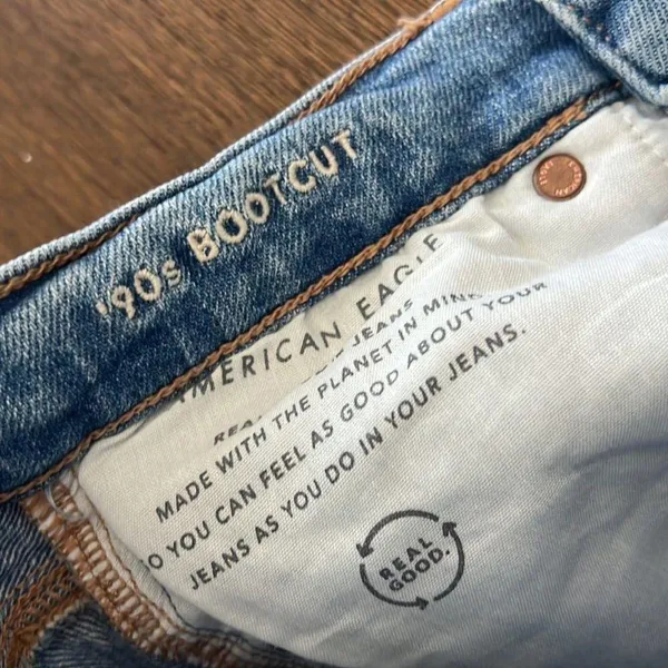 American Eagle '90's Boot Cut Distressed Denim Jeans 0 - Image 8