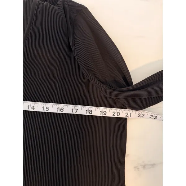 Madewell Pleated V-Neck Bell Sleeve Top Black Womens Medium Camisole‎ Lined goth - Image 9