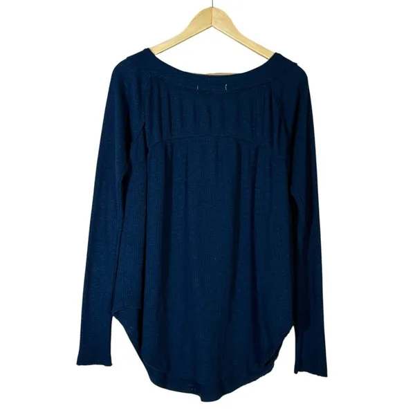 We The Free Must Have Thermal Top Blue Waffle Knit Henley Slouchy Boho Size M - Image 6