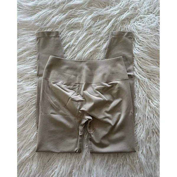 Alphalete Amplify Leggings Linen Size Medium - Image 6
