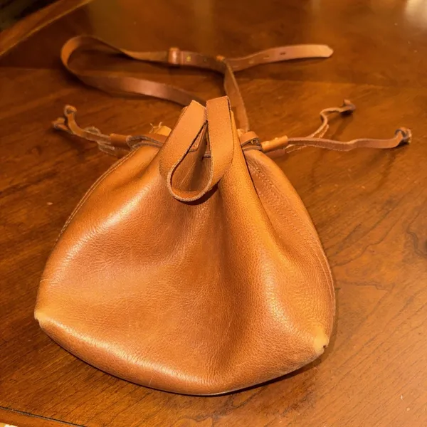 MADEWELL Leather mini crossbody/ Bucket bag - Image 12