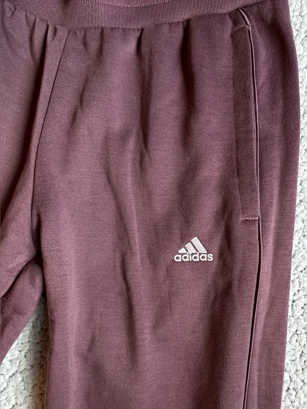ADIDAS Relaxed Fit Fleece Tapered Active Jogger Pants Shadow Fig Purple XS - Image 3