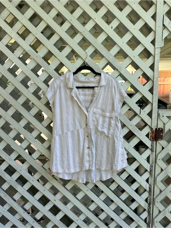 Free people button down top - Image 3