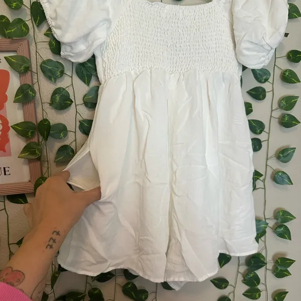 White coquette balletcore urban outfitters women’s romper with pockets size med - Image 9