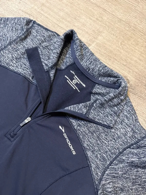 •BROOKS• QUARTER ZIP PULLOVER - Image 4