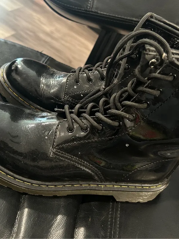 Dr. Martens Black Leather Delaney Zip Boots - Image 4