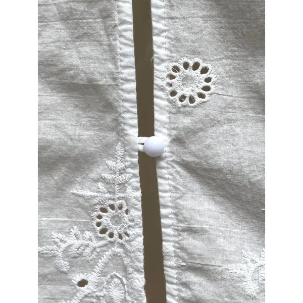 Lipslide White Embroidered Blouse M Cotton Cutwork Floral Cottage Fairy Boho - Image 5