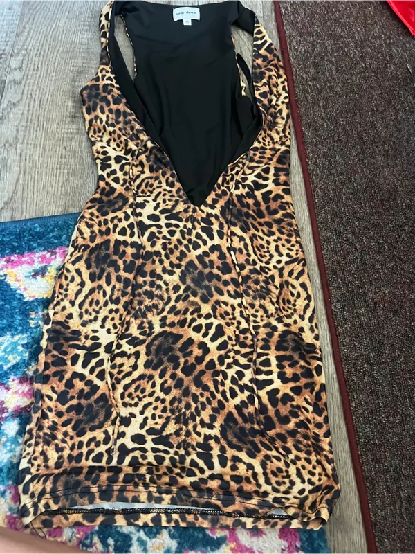 Revolve Superdown rupa leopard tie front dress size xsmall - Image 5