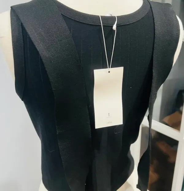 Zara Black Ribbed Square Neck Tank Top with Silver O-Ring Straps - Image 3