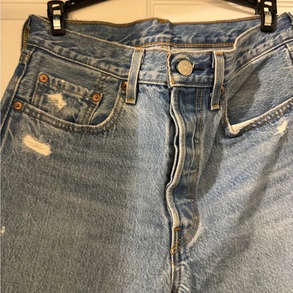 Levi's Light Blue Boyfriend Jeans - Image 3