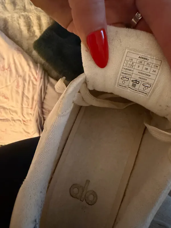 Alo Yoga Sneakers Recovery Mode - Image 6