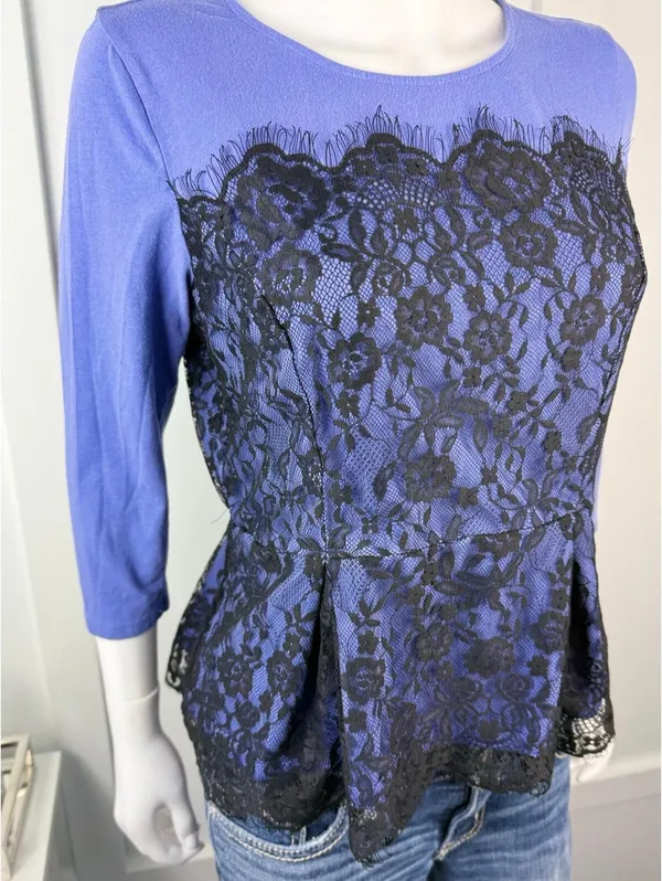 Beautiful Elle Top Size M/L - Image 3