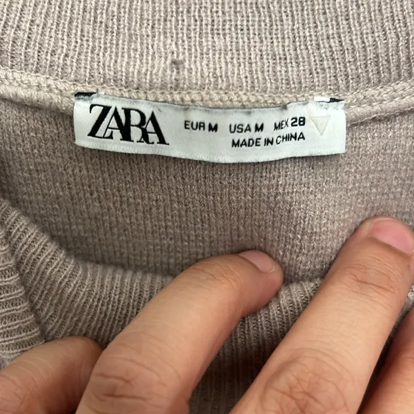 Zara soft stretch top in lilac, size medium - Image 3