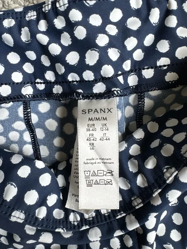 Spanx Women’s Shorts Medium - Image 2