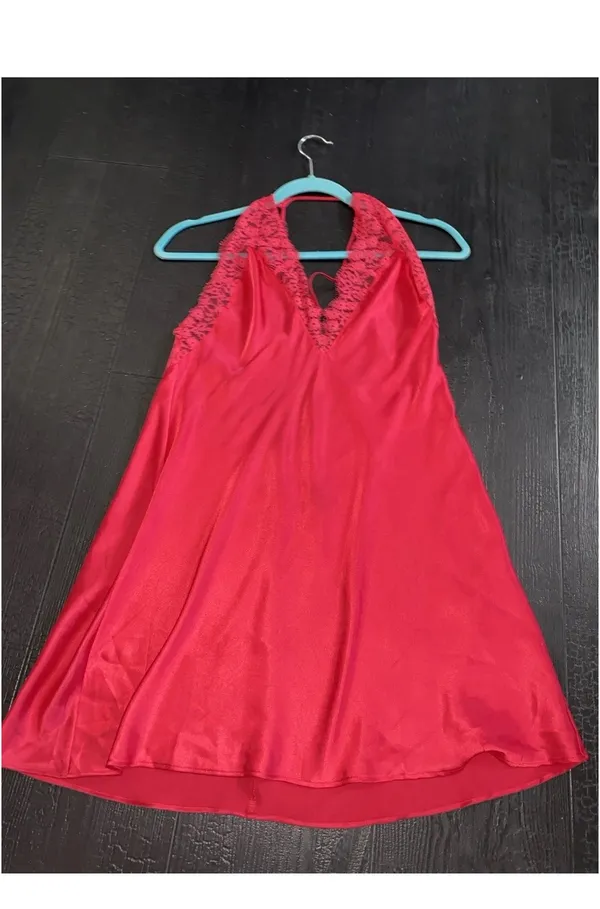 Victoria’s Secret Red Nightie Lingerie Medium Plunge Back V-Neck Lace Accents - Image 4