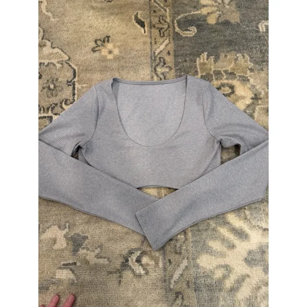 Alo Ribbed Long Sleeve Crop Top Grey Sz S NEW - Image 9