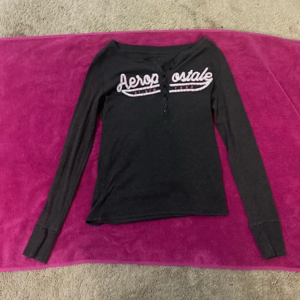 Aeropostale Jeans, Aeropostale long sleeve, Chicago hoodie, Sanrio hello kitty shirt, Los Angeles sweatpants SHEIN,MTV - Image 3
