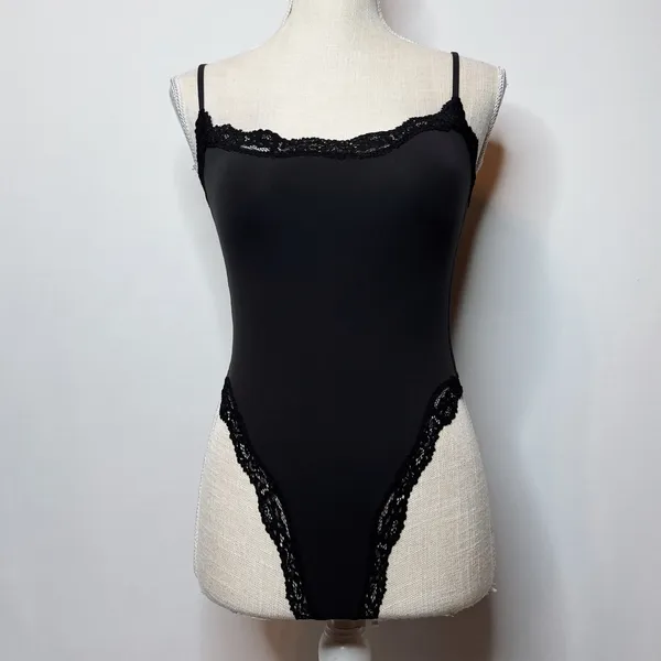 NWT Skims Fits Everybody Lace Cami Bodysuit - Image 2