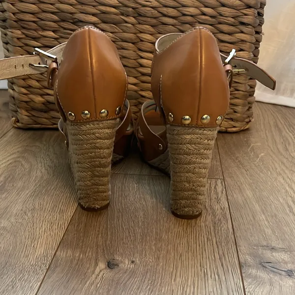Michael Kors wedge sandal - Image 3