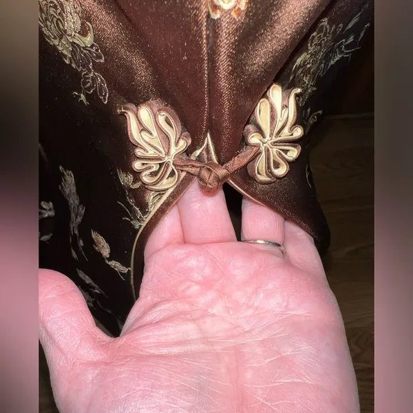 Gorgeous Vintage Cheongsam Embroidered Gown! - Image 4