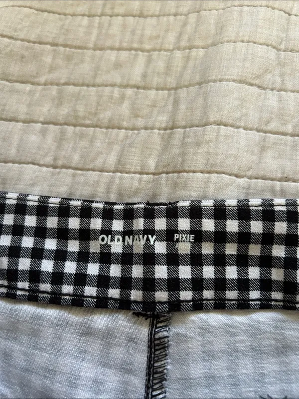 Old Navy, pixie straight ankle, black white gingham cotton pants 8 - Image 3