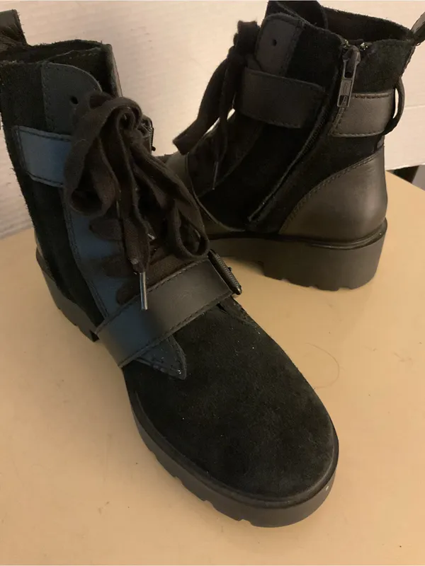 UGG Women's Black leather suede platform combat waterproof boots US 9 - Image 9