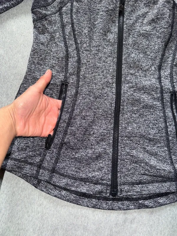 Lululemon Women’s Define‎ Jacket Heather Gray Full Zip Size 10 - Image 3