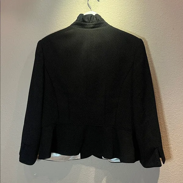 White House Black Market Women’s Dotted Blazer Ruffle collar 3/4 Sleeves Size 12 - Image 10