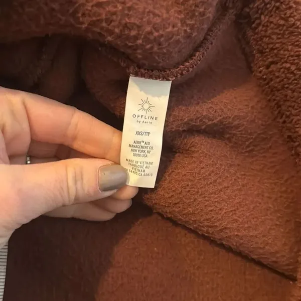 Offline by Aerie NWOT burgundy fleece quarter zip - Image 9