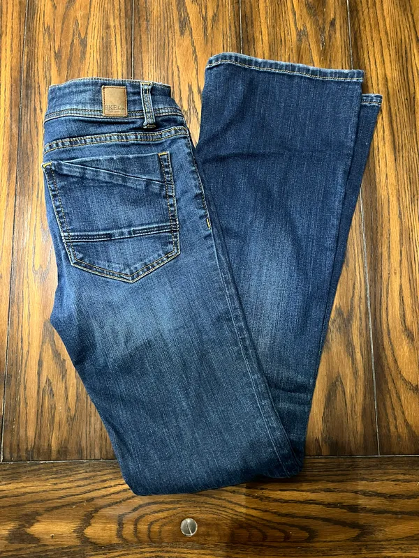 Buckle Jeans - Image 2