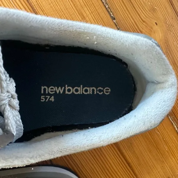New Balance 574 Classic Sneakers in Grey Size 7 Women - Image 4