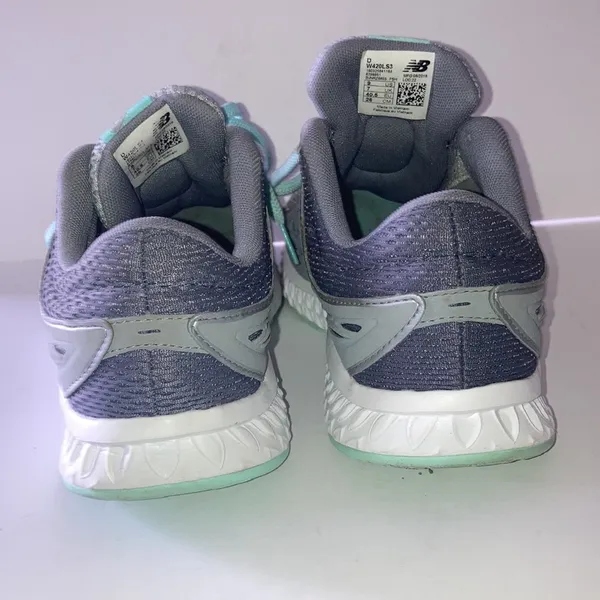 NEW BALANCE Shoes W420v3 Running Shoes Women’s Size 9 - Image 4