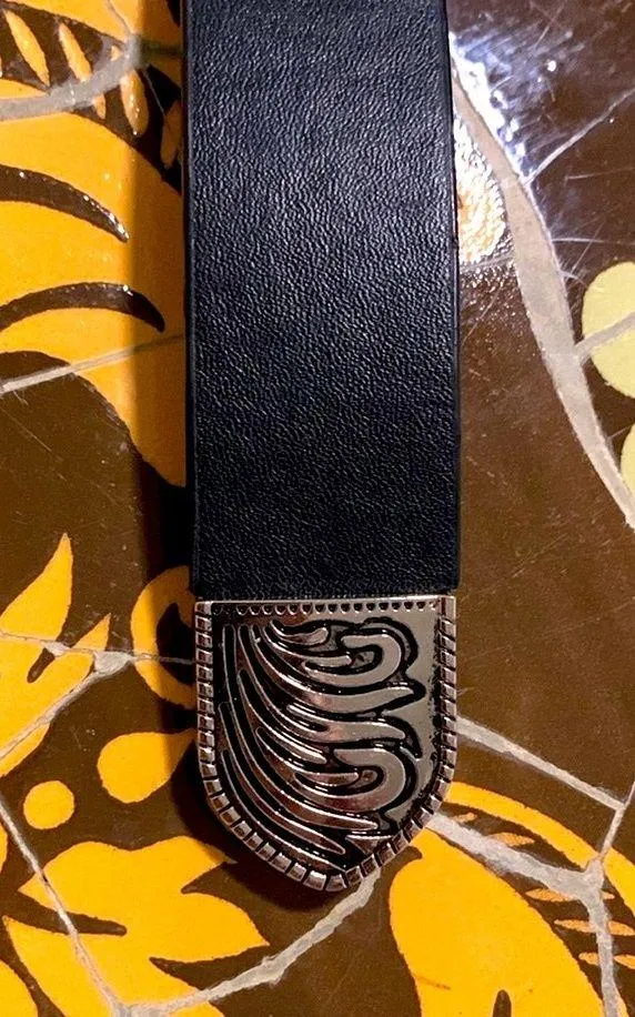 WESTERN FASHION Belt with Western Buckle. Sz: 7/28” - Image 6