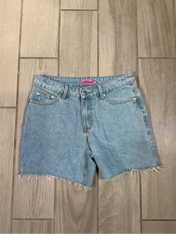 Edikted Light Blue High-Rise Frayed Hem Jean Shorts - Image 3