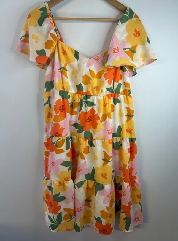 NWOT Altar’d State Tullabee Floral Tiered Mini Dress in Floral Print. Size Large - Image 3
