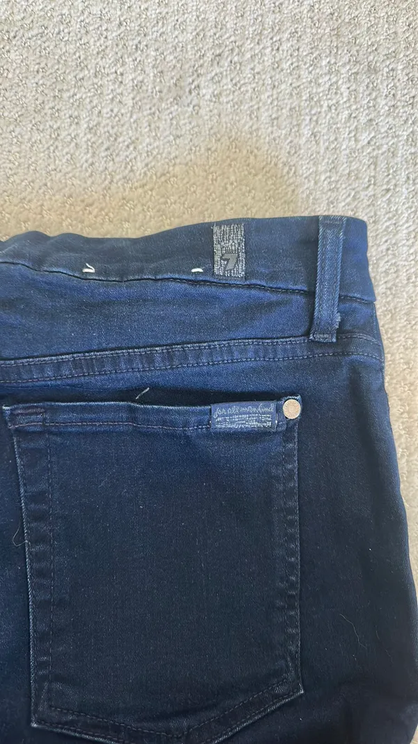 Midrise skinny jeans - Image 6
