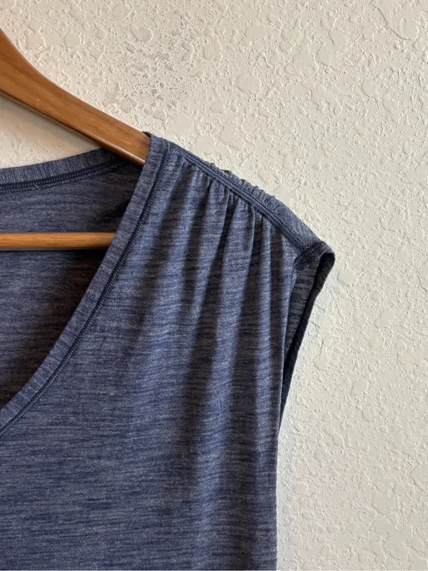 Lululemon Sweat Times Heathered Blue Short Sleeve Tee Size 6 - Image 3