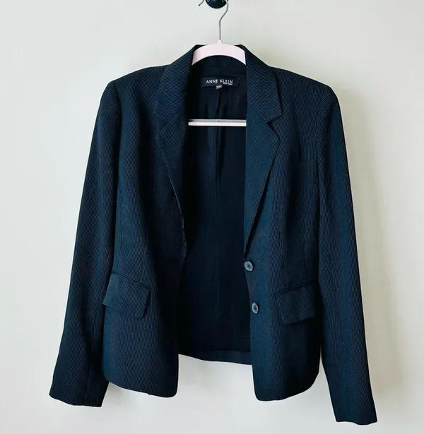 Anne Klein Pinstripe Blazer - Size 4 - Image 4