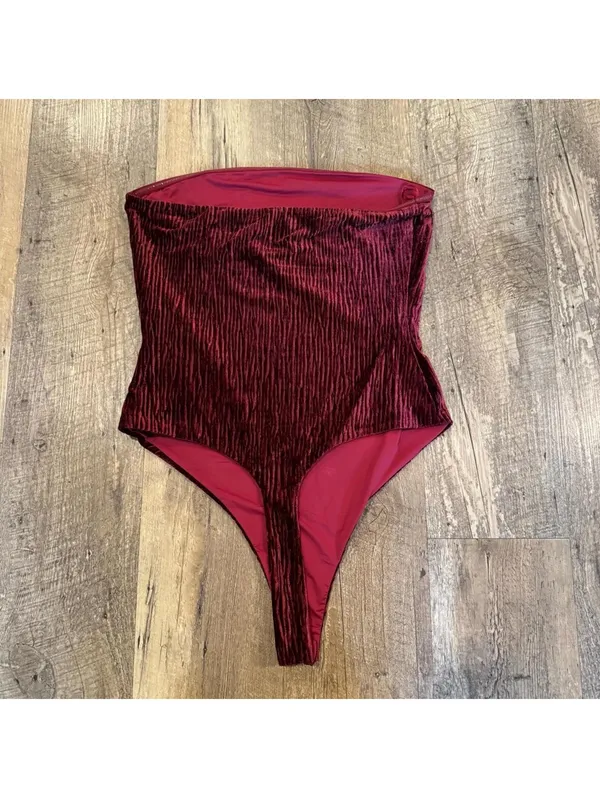 NWOT Nordstrom Naked Wardrobe Burgundy Red Velvet Strapless Bodysuit Small Top - Image 3